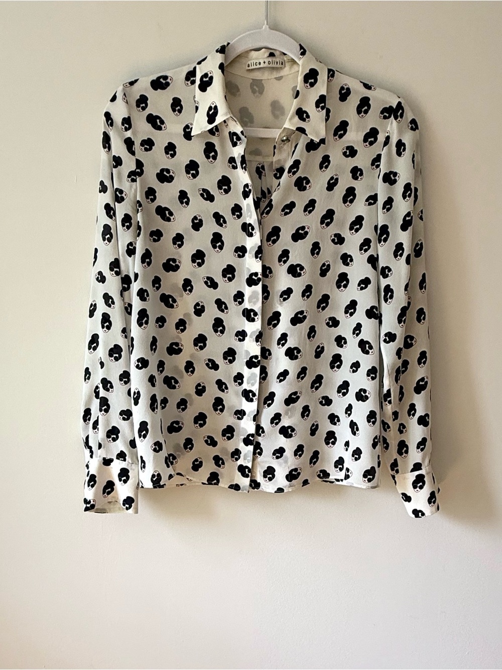 Alice + Olivia 100% Silk Printed Button Down Blouse